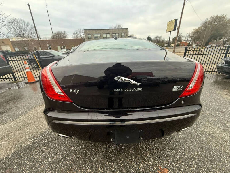 2014 Jaguar XJ