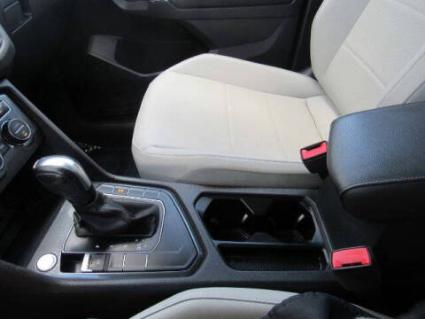 2020 Volkswagen Tiguan SE R-Line Black