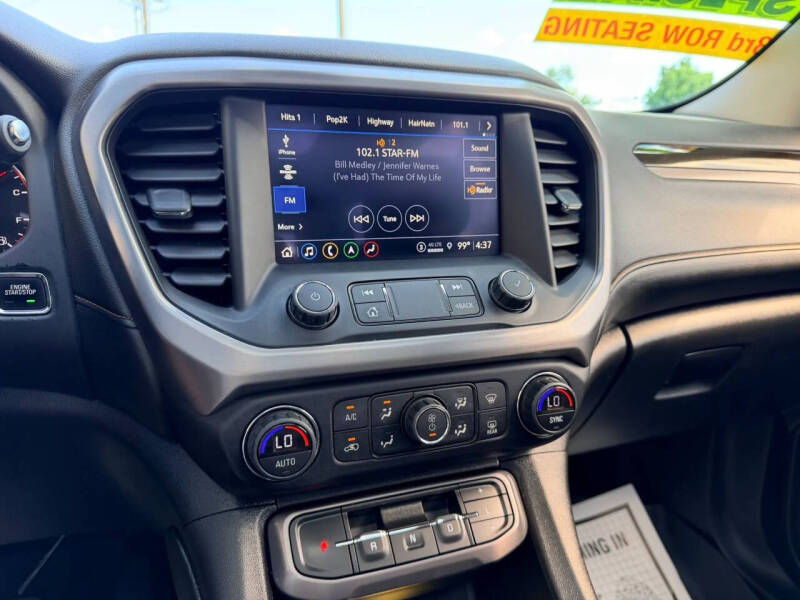 2021 GMC Acadia AT4
