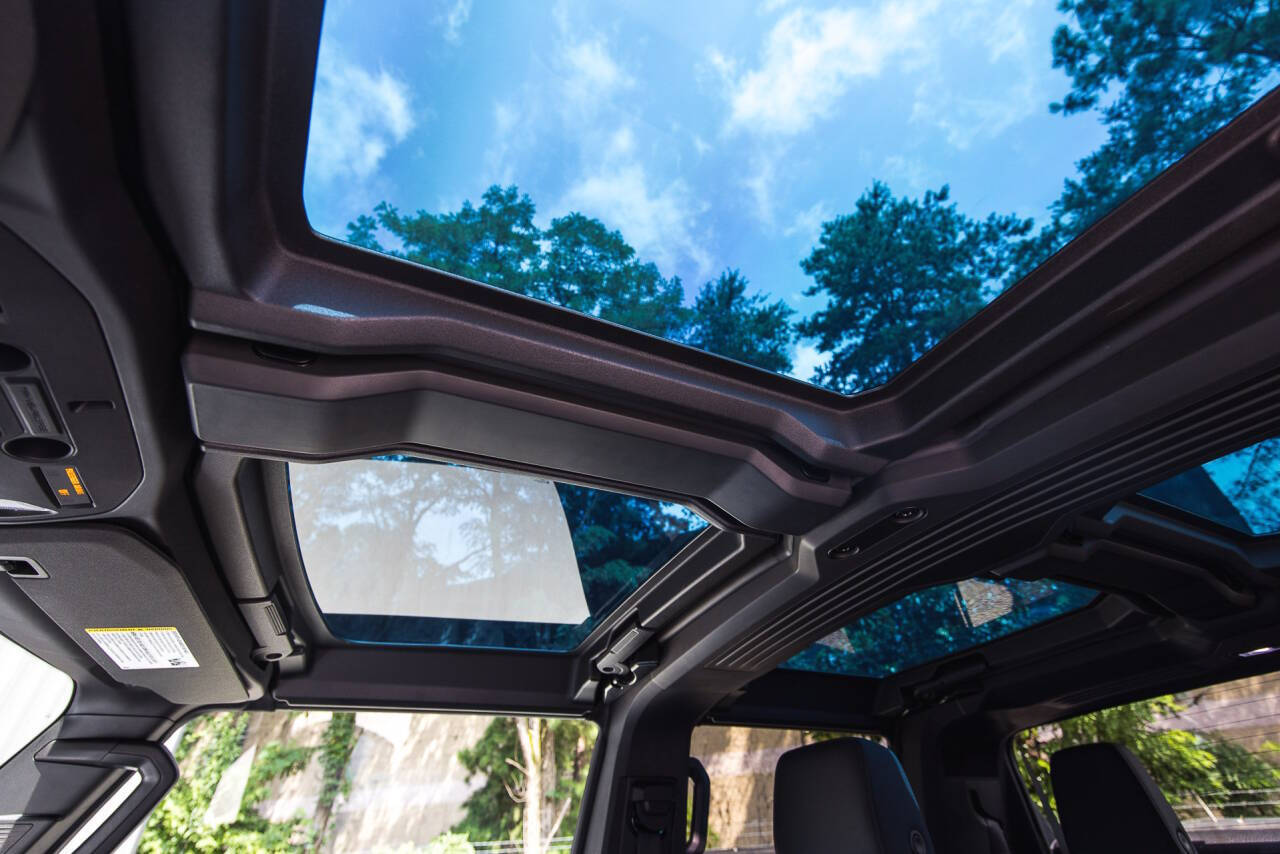 2022 GMC HUMMER EV 56