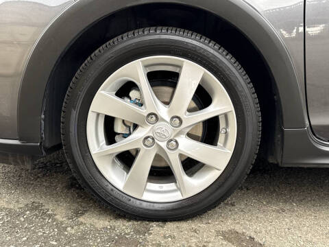 2018 Toyota Prius c Four