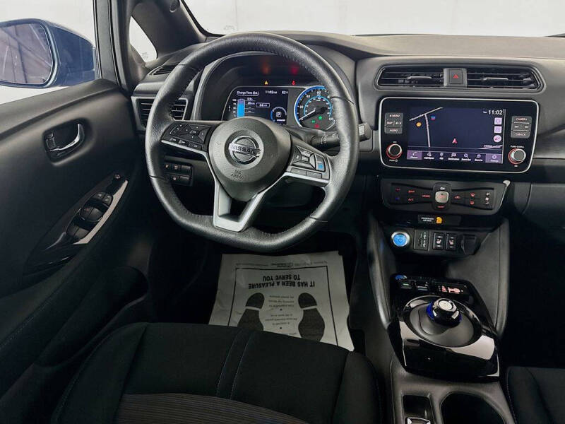 2022 Nissan LEAF SV PLUS