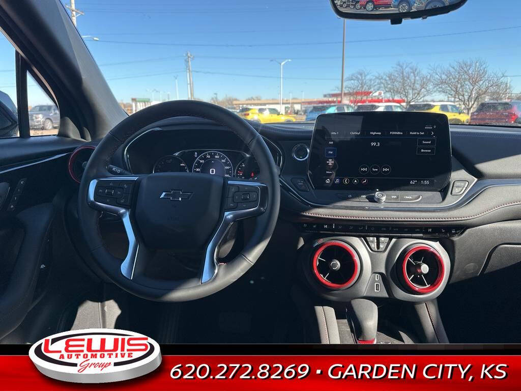 2025 Chevrolet Blazer for sale at Lewis Chevrolet of Garden City in Garden City, KS