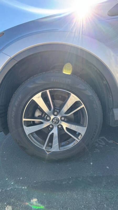 2017 Toyota RAV4 XLE