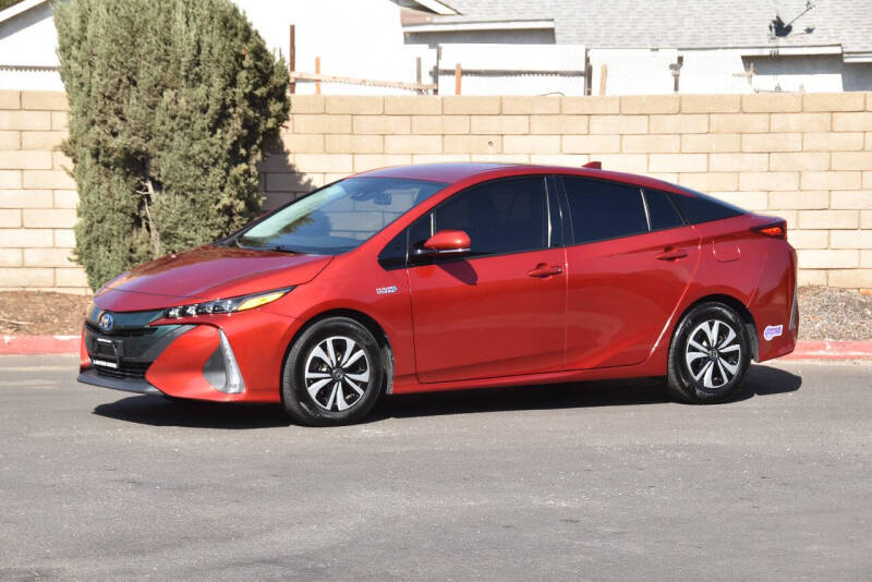 2019 Toyota Prius Prime Plus photo 12