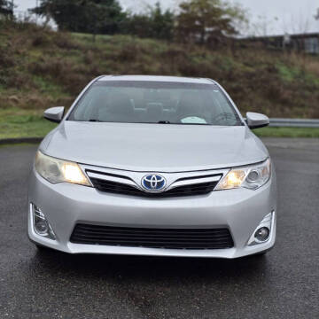 2014 Toyota Camry Hybrid LE