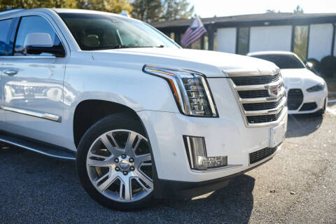 2018 Cadillac Escalade Luxury