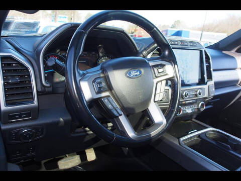 2022 Ford F-450 Super Duty Platinum