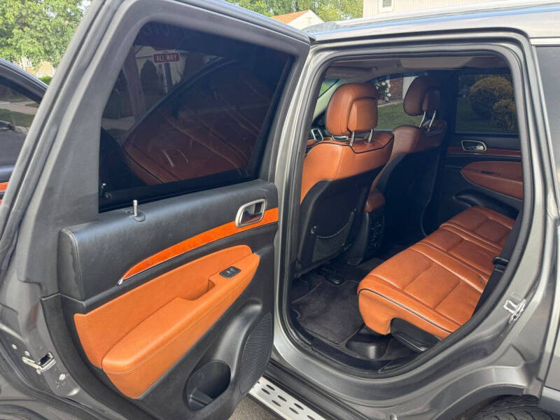 2012 Jeep Grand Cherokee Overland Summit