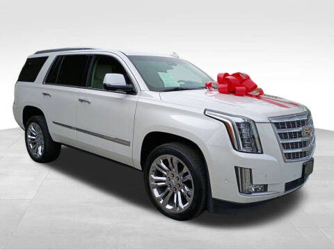 2018 Cadillac Escalade Luxury