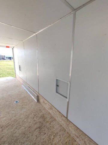 2027 Lightning Trailers LTFES720TA2