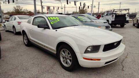 2006 Ford Mustang V6 Standard
