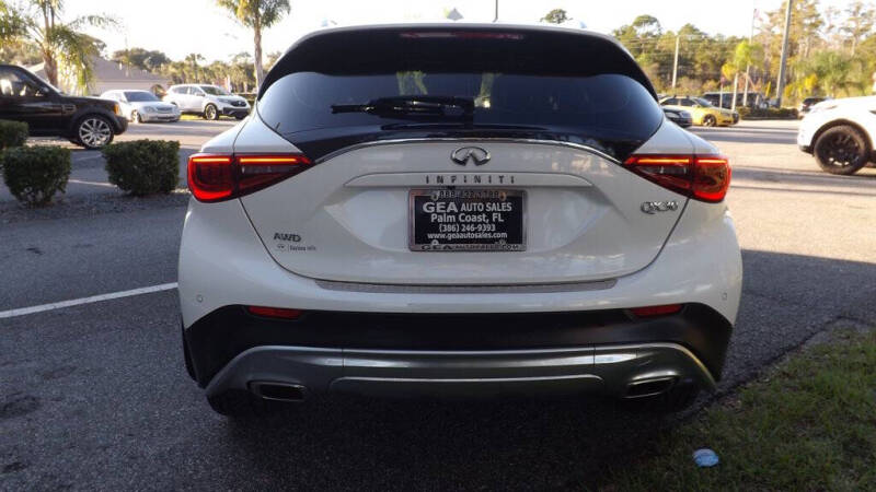 2018 Infiniti QX30 Premium