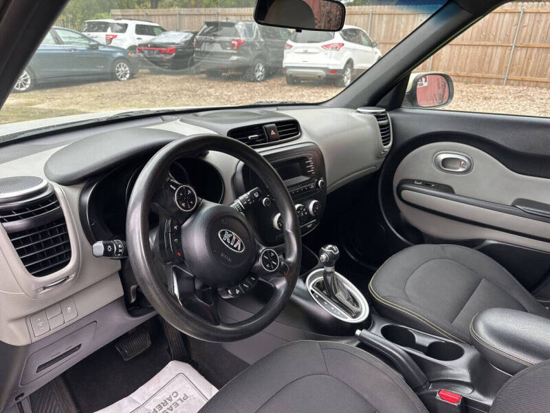 2014 Kia Soul +