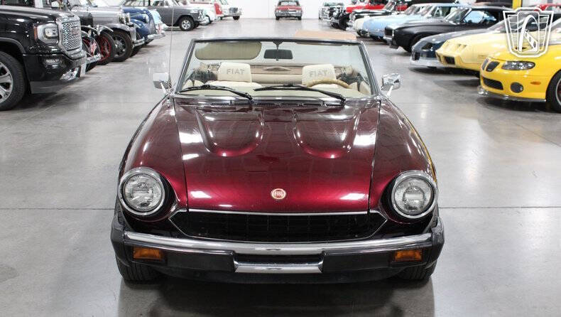 1982 FIAT 2000 Spider