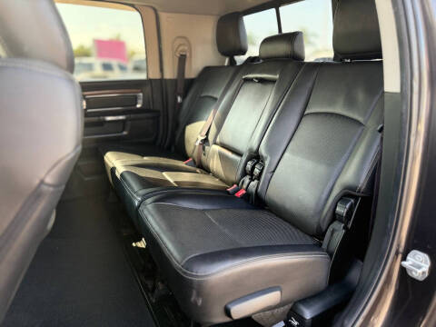 2017 RAM 3500 Laramie