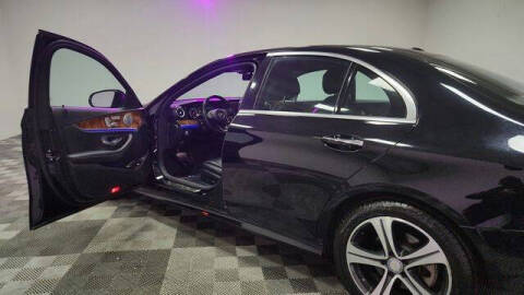 2017 Mercedes-Benz E-Class E 300 4MATIC