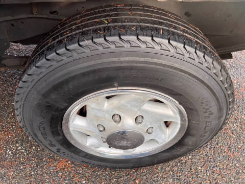 2013 Ford E-Series E-250