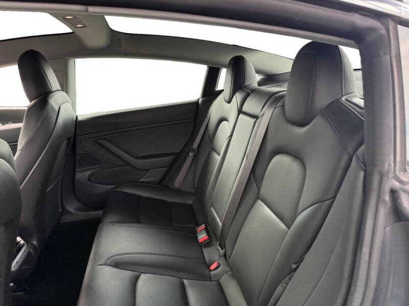 2019 Tesla Model 3 Mid Range