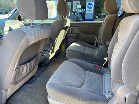 2010 Toyota Sienna
