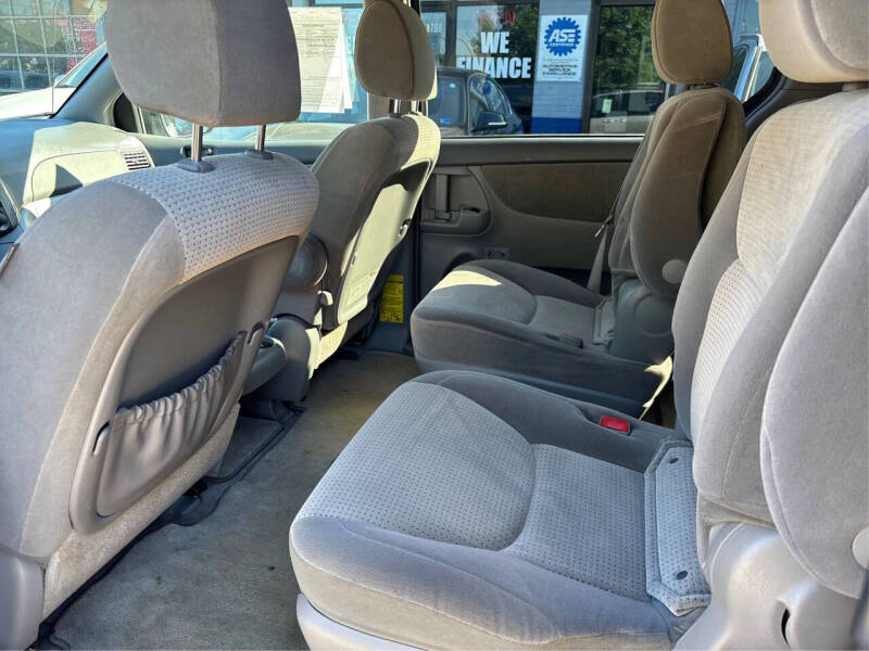 2010 Toyota Sienna