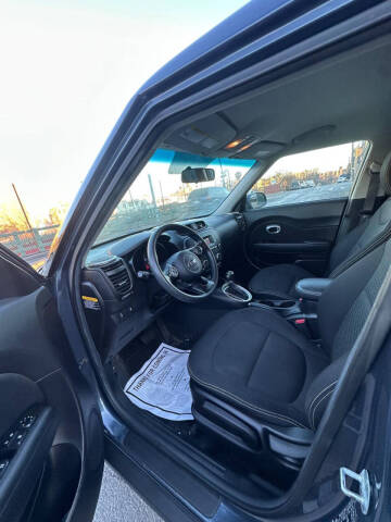 2015 Kia Soul +