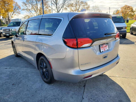 2017 Chrysler Pacifica Touring