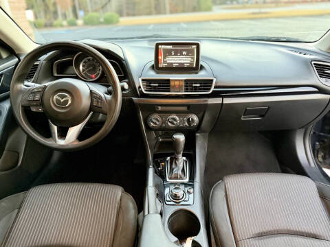 2016 Mazda MAZDA3 i Sport