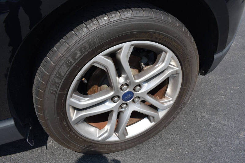 2017 Ford Edge Titanium