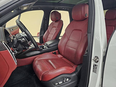 2020 Porsche Cayenne E-Hybrid