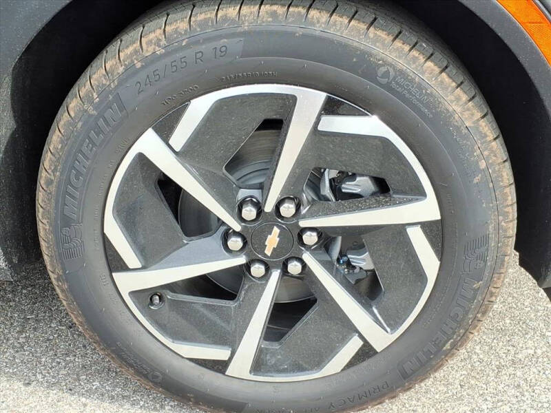 2026 Chevrolet Equinox EV LT 2