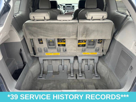 2014 Toyota Sienna
