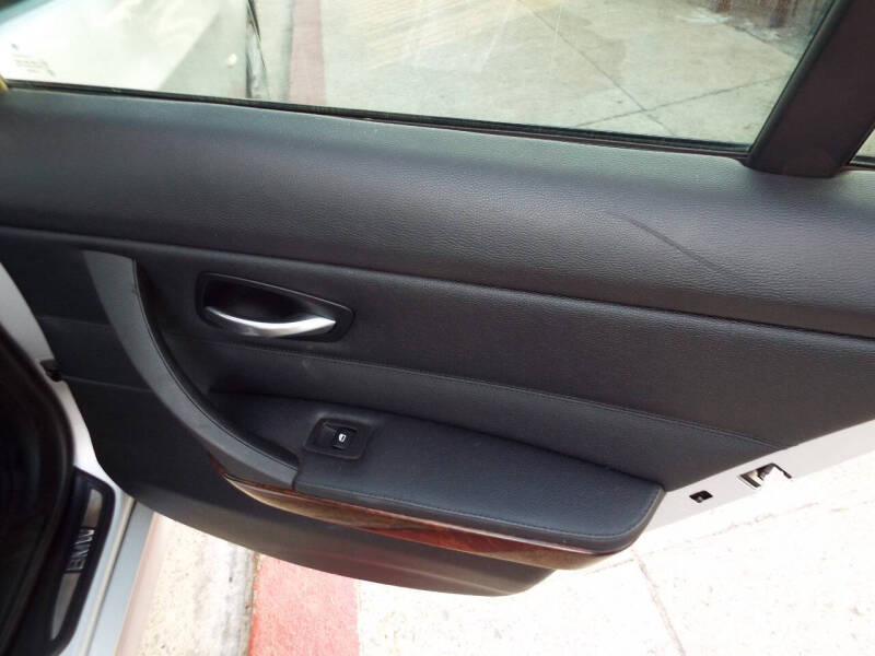 2009 BMW 3 Series 328i