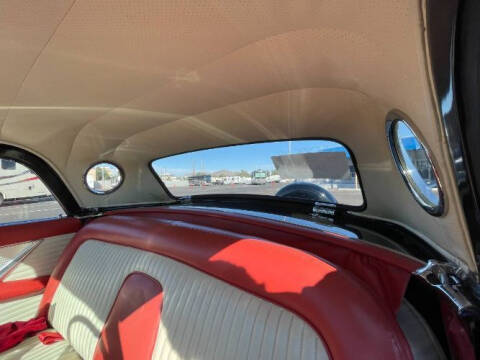 1956 Ford Thunderbird