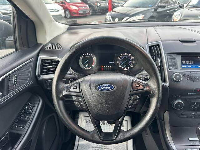 2017 Ford Edge SE