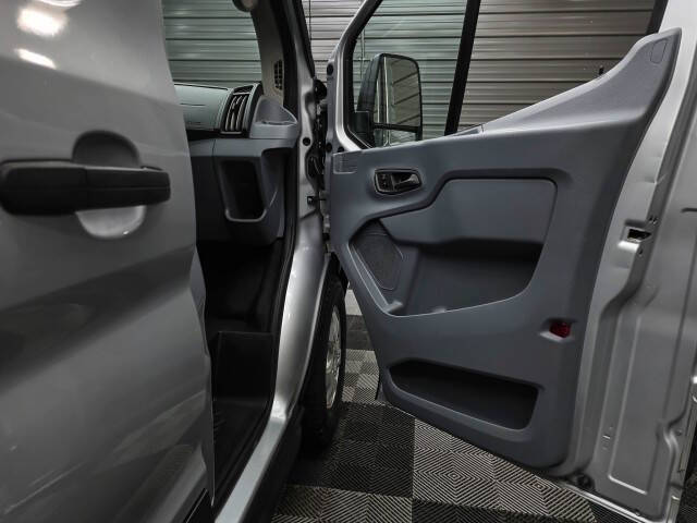 2019 Ford Transit