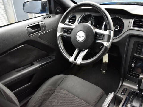 2014 Ford Mustang V6