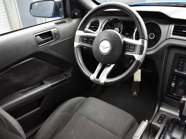 2014 Ford Mustang V6