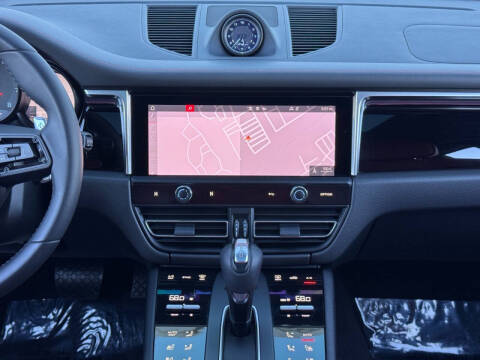 2023 Porsche Macan
