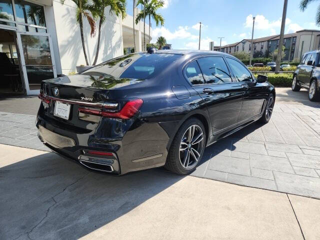 2022 BMW 7 Series 740i xDrive