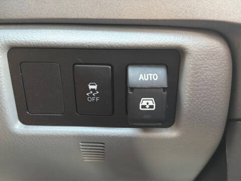 2010 Toyota Sequoia Platinum