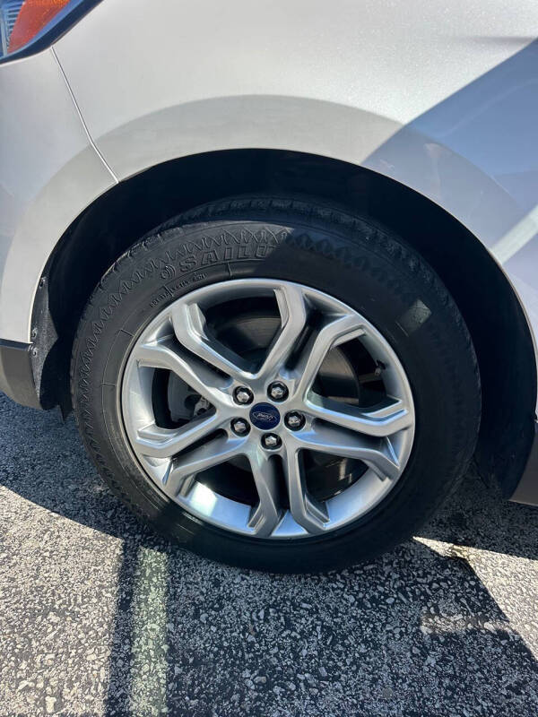 2017 Ford Edge Titanium