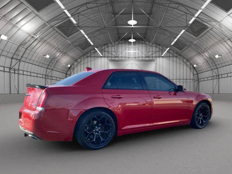 2017 Chrysler 300
