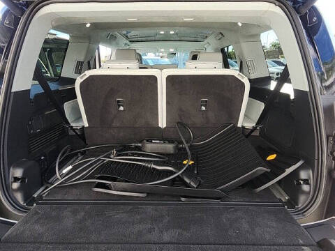 2023 Rivian R1S Adventure