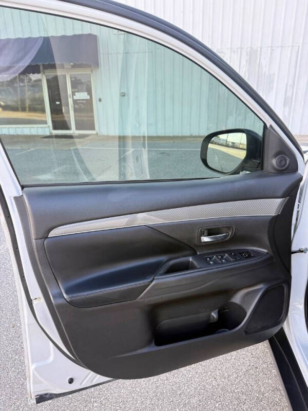 2020 Mitsubishi Outlander SEL