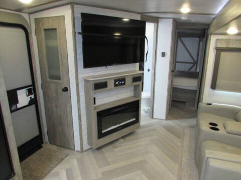 2022 Forest River 270FKS