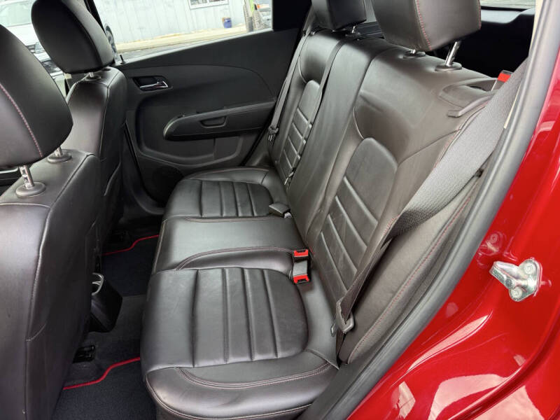 2015 Chevrolet Sonic RS Manual