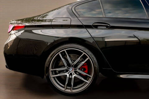 2022 BMW M5