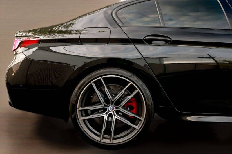 2022 BMW M5