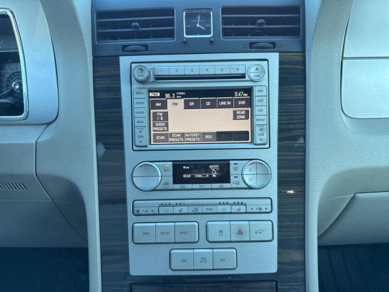 2008 Lincoln Navigator